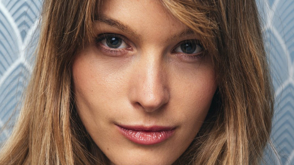 Lentilles de couleur pour yeux foncés : quelle teinte choisir ? - MOOD